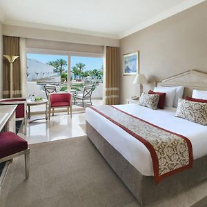 Superior Queen or Twin Bed Garden View